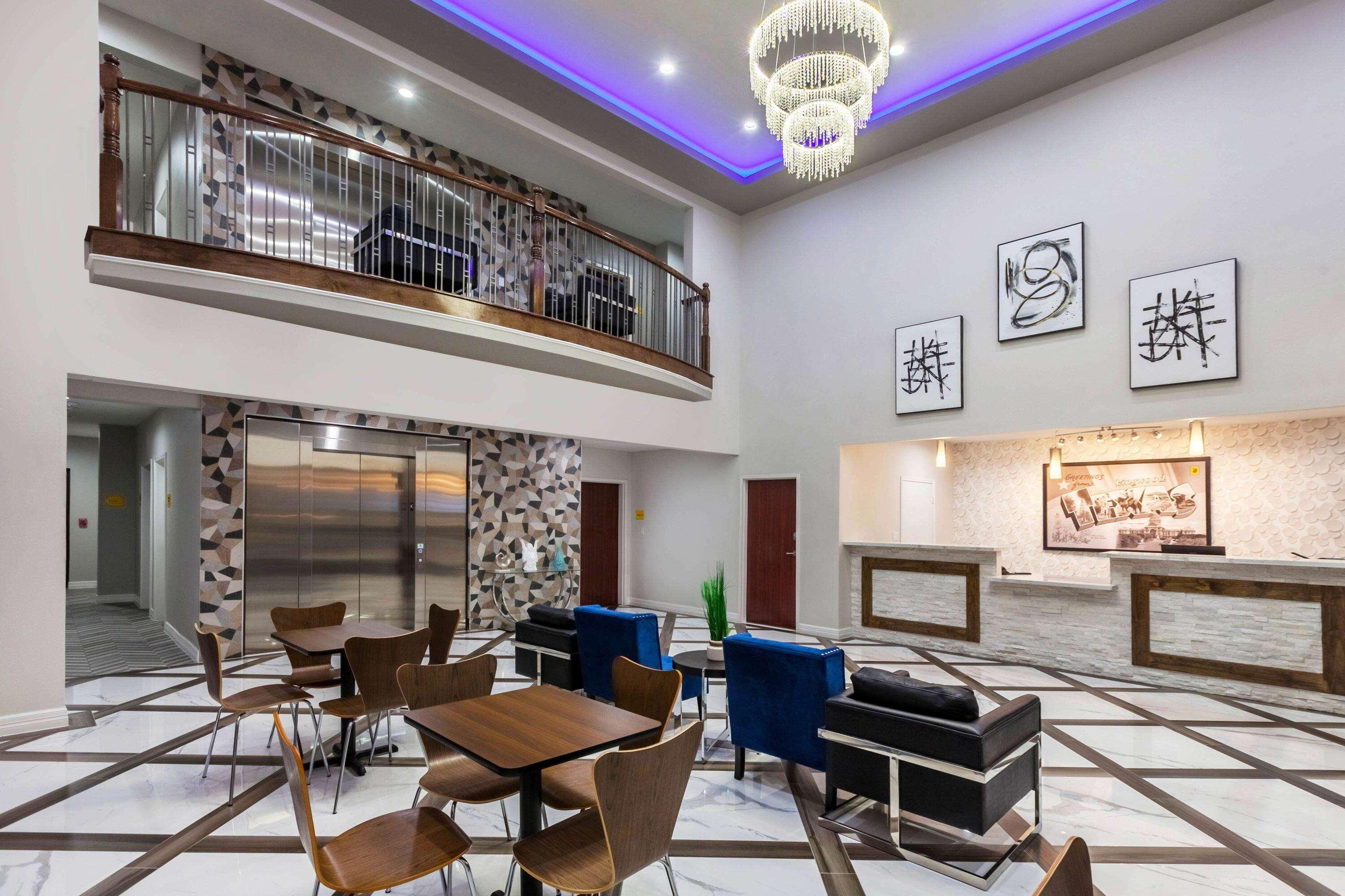 Super 8 By Wyndham Kingwood Houston North Hotel Porter Buitenkant foto